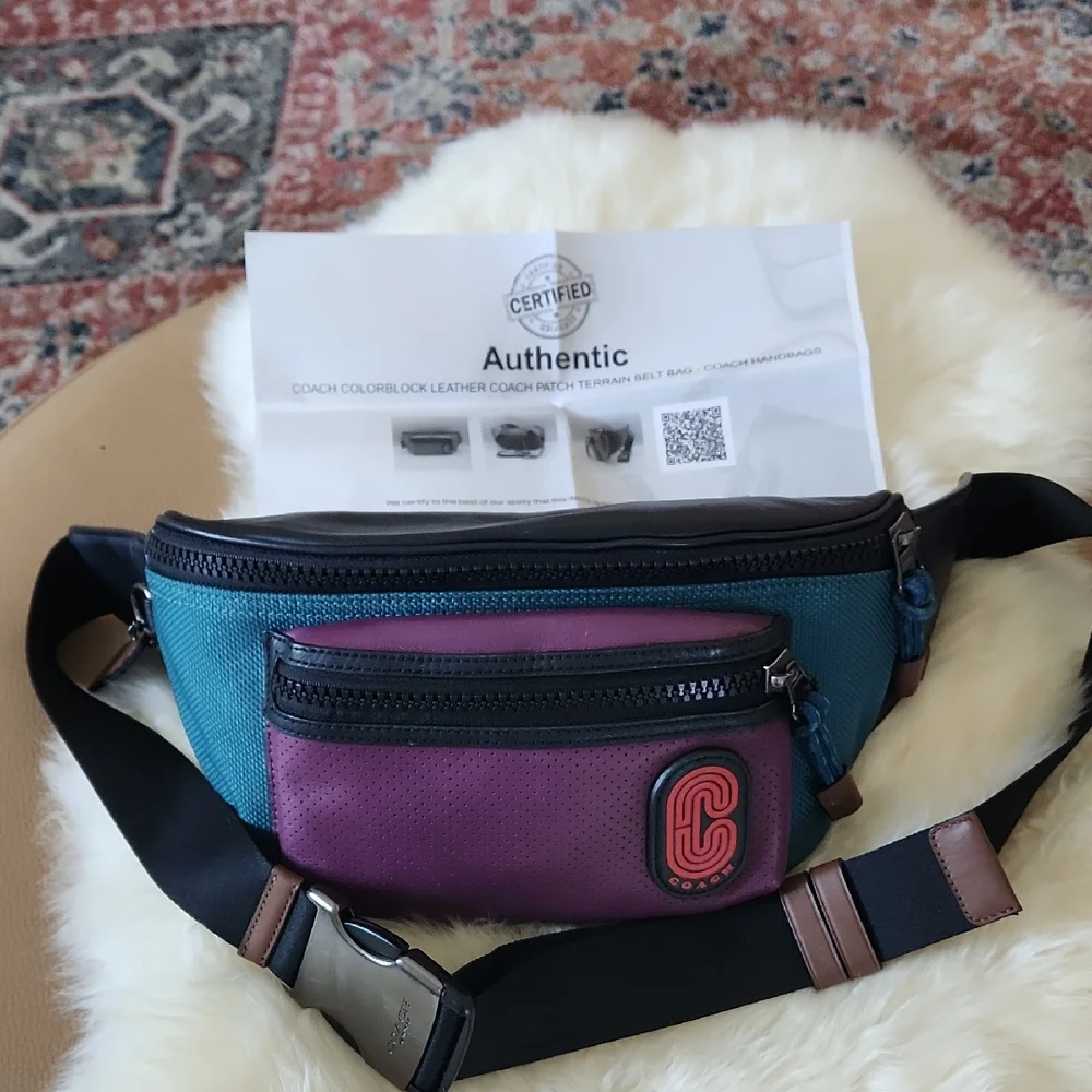 Gorgeous Coach Colorblock Terrain Belt Bag 🖤💜💚